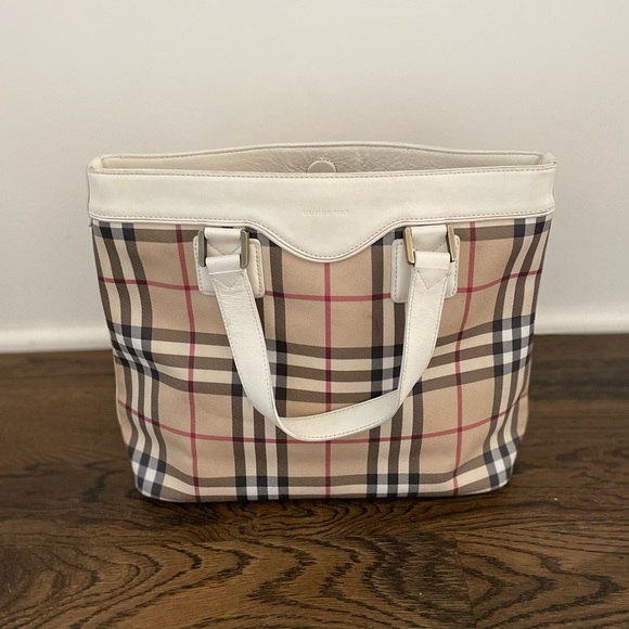 Burberry check pattern tote bag with white handles - Picture 3 of 3